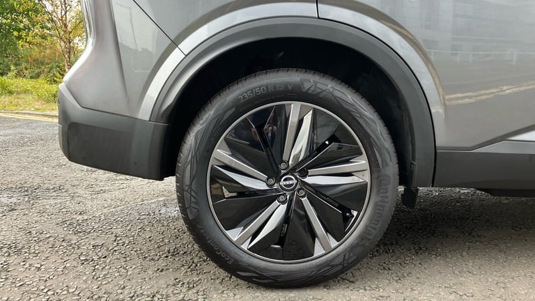 2025 Nissan Qashqai 1.3 DiG-T MH Tekna 5dr Petrol Hatchback Hatchback Petrol Manual