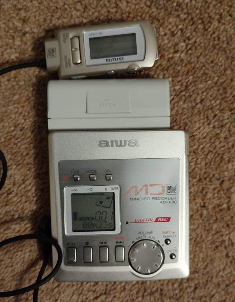 AIWA AM-F80 Minidisc Player / Recorder 