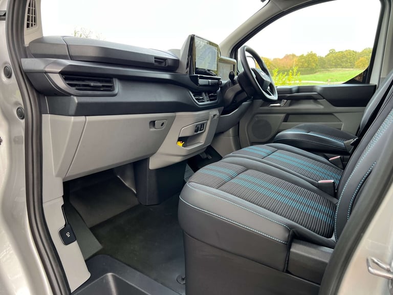2024 Ford E-Transit 320 65kWh Sport Panel Van 5dr Electric Auto L2 H1 (218 ps) LONG WHEEL BASE Pa...