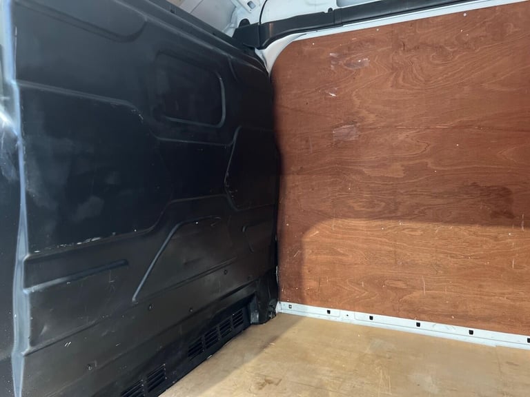 2019 Ford Transit 2.0 350 EcoBlue Leader RWD L3 H3 Euro 6 (s/s) 5dr PANEL VAN Diesel Manual