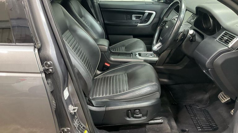 2017 Land Rover Discovery Sport 2.0 TD4 HSE Dynamic Lux Auto 4WD Euro 6 (s/s) 5dr ESTATE Diesel A...