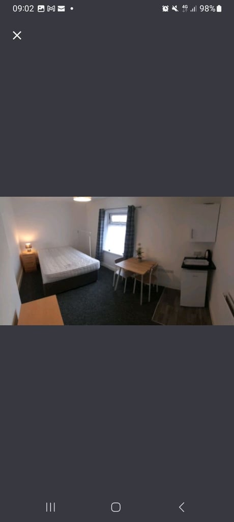 Lovely quiet double room, garden facing