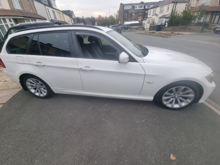 2010 BMW 3 Series 320d [184] SE 5dr Step Auto ESTATE Diesel Automatic