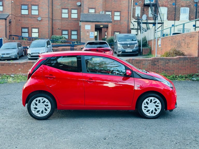 2020 Toyota Aygo 1.0 VVT-i x-play Hatchback 5dr Petrol Manual Euro 6 (71 ps)
