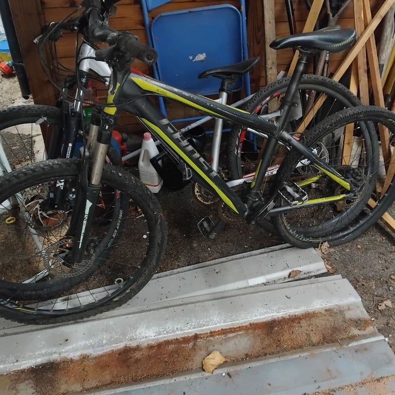 image for Ghost se4000 bike