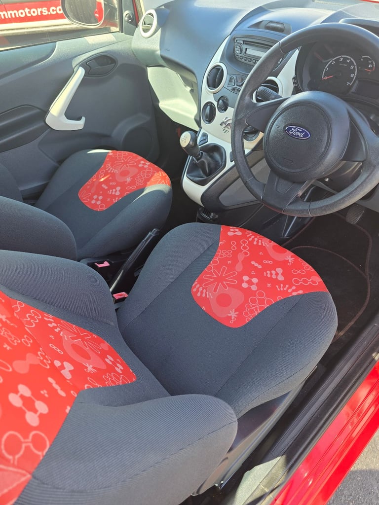 Ford, KA, Hatchback, 2015, Manual, 1242 (cc), 3 doors