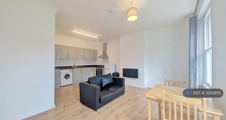 image for 1 bedroom flat in Sun Street, Waltham Abbey, EN9 (1 bed) (#2593655)
