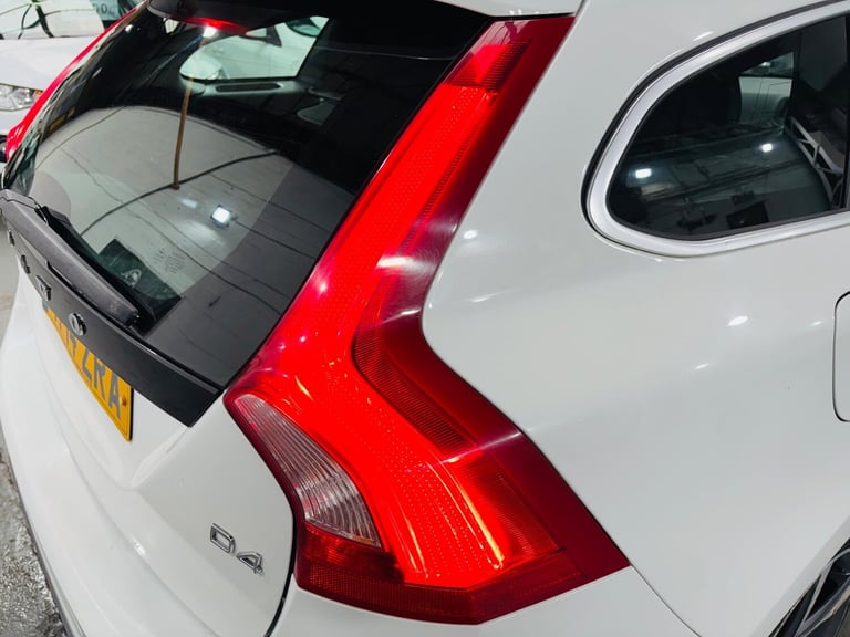 2014 Volvo V60 2.0 D4 R-Design Lux Euro 6 (s/s) 5dr ESTATE Diesel Manual