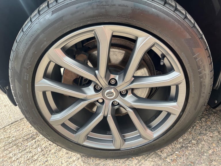 2016 Volvo XC90 2.0 D5 Momentum Geartronic 4WD Euro 6 (s/s) 5dr ESTATE Diesel Automatic