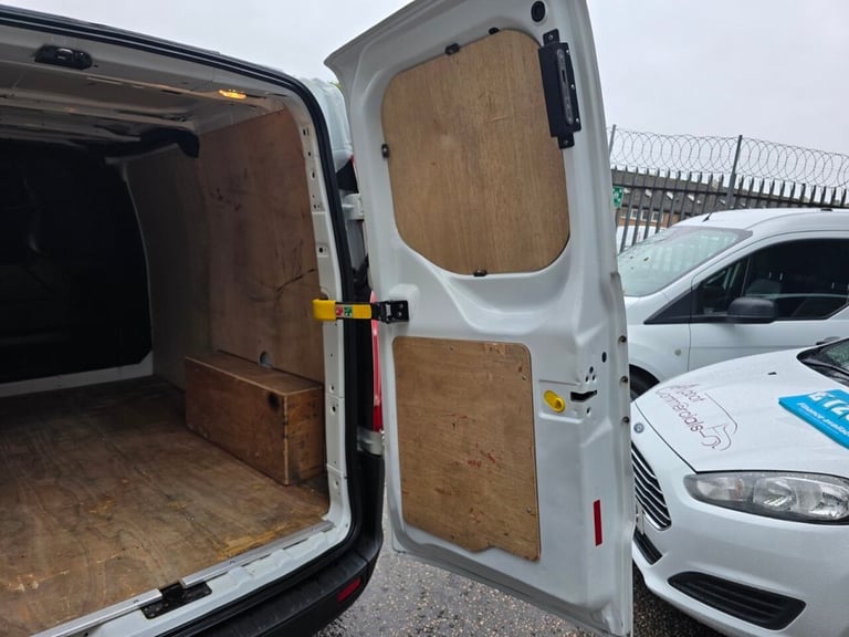 2022 Ford Transit Custom 300 2.0 EcoBlue 130 PS Leader L1 H1 SWB - EURO 6 + BLUETOOTH PANEL VAN D...