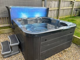 image for Apollo Hot tub
