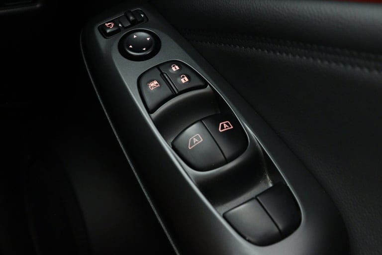 2024 Nissan Juke 1.0 DiG-T N-Connecta 5dr Hatchback Petrol Manual