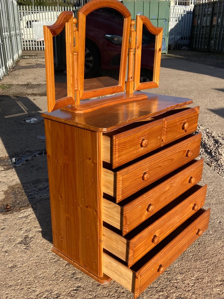Pine chest of 4+2 drawer & Mirror 