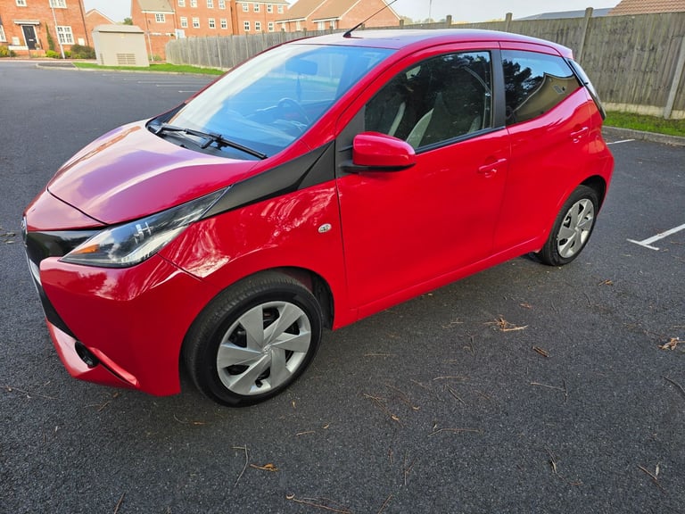 Toyota, AYGO, Hatchback, 2015, Manual, 998 (cc), 5 doors, euro 6, Peugeot 108, Citroen C1