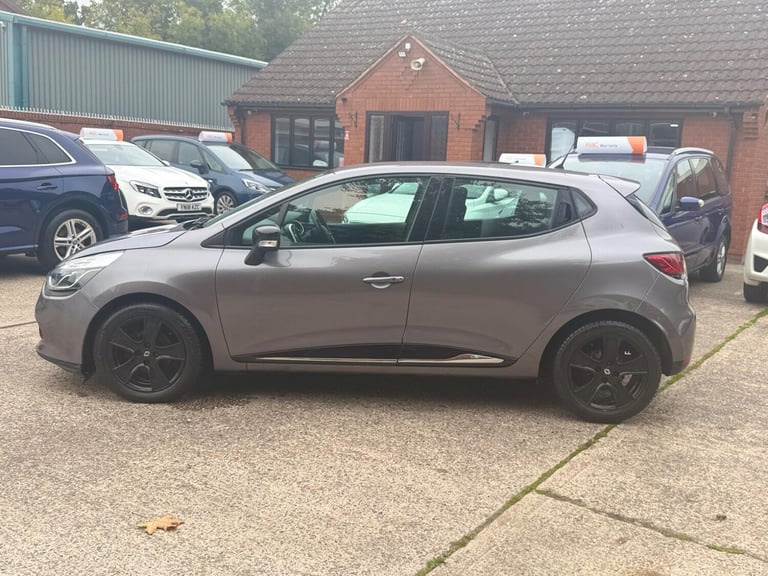 2016 Renault Clio 1.5 dCi 90 Dynamique Nav 5dr Auto HATCHBACK DIESEL Automatic
