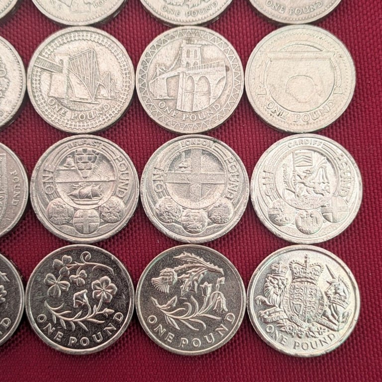 £1 START COLLECTING 30x UK £1 Old Round Pounds coins