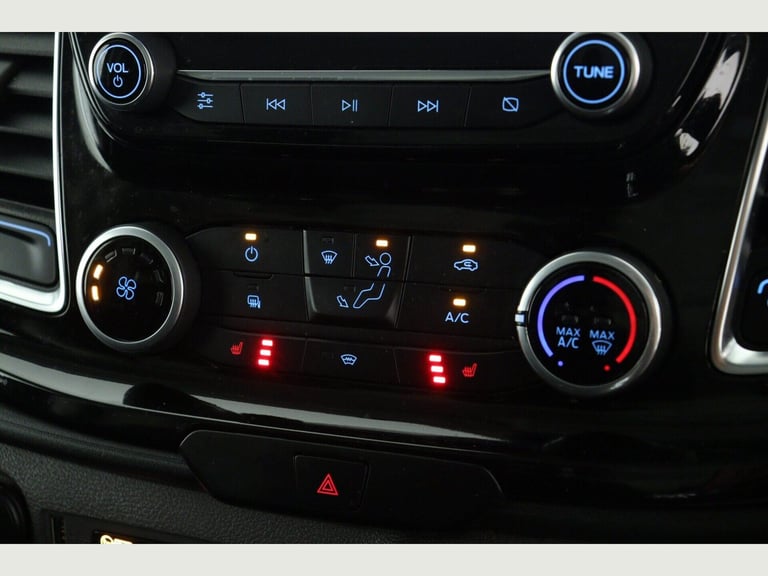 2023 Ford Transit Custom 2.0 EcoBlue 130ps Low Roof Limited Van PANEL VAN DIESEL Manual