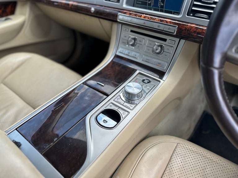 JAGUAR XF 3.0d V6 Premium Luxury