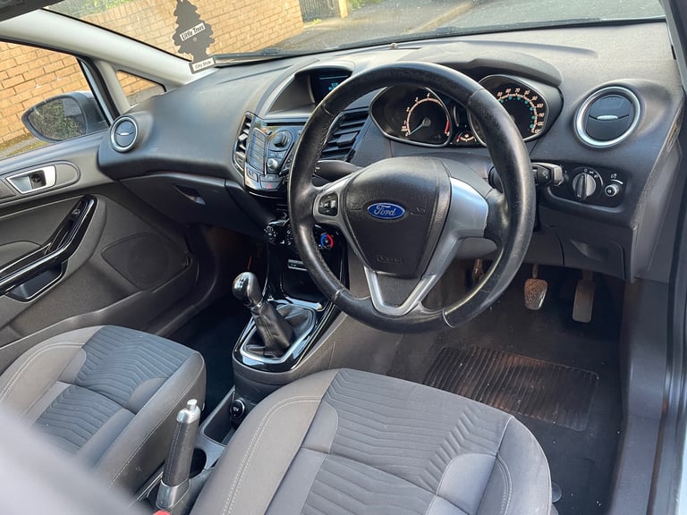 Ford, FIESTA, Hatchback, 2013, Manual, 998 (cc), 5 doors
