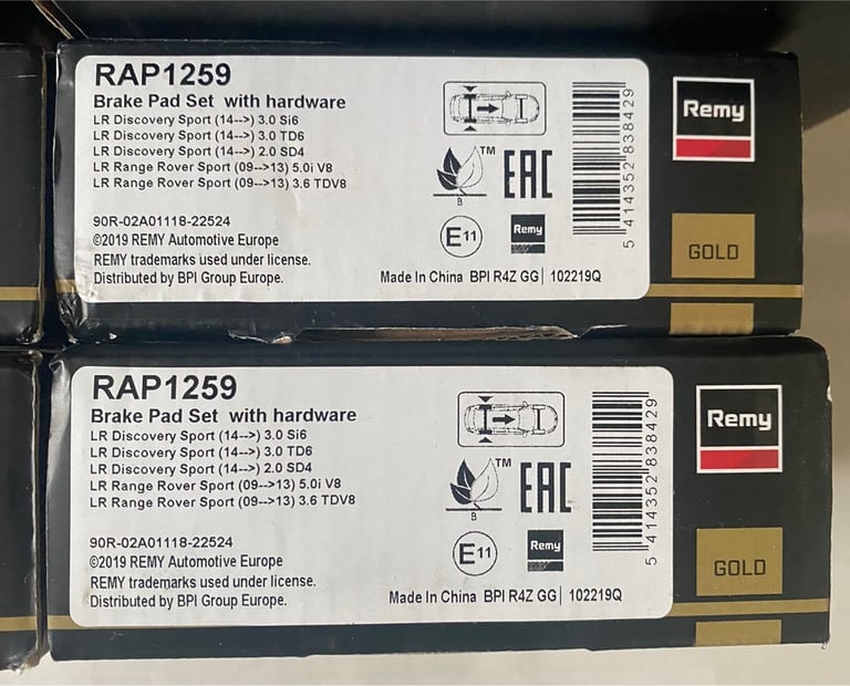 BRAKE PADS FOR VW/RANGE ROVER/BMW/LAND ROVER PORSCHE SEALED IN PLASTIC
