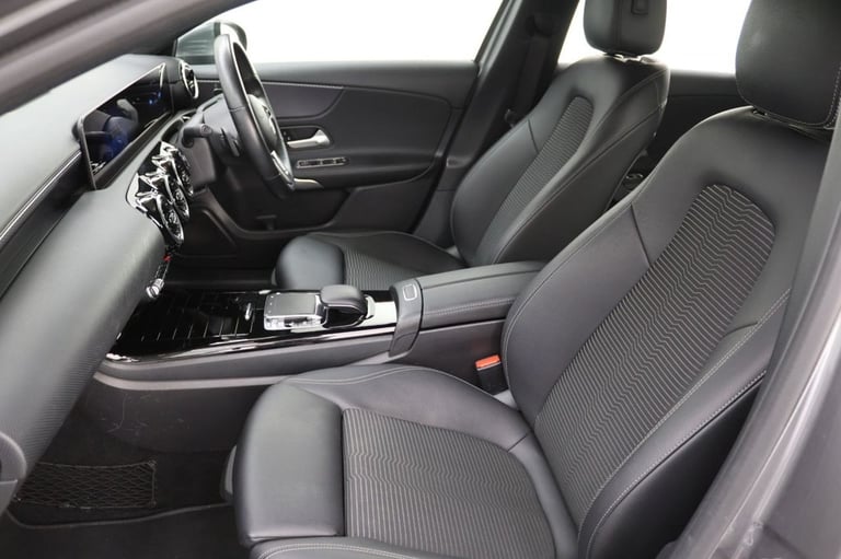 2019 Mercedes-Benz A-Class 1.3 A200 Sport (Executive) Hatchback 5dr Petrol 7G-DCT Euro 6 (s/s) (1...