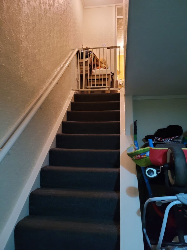 Large one bedroom flat  to  let 