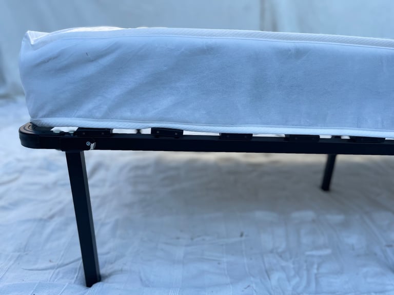 Single Guest Bed. Great Condition 