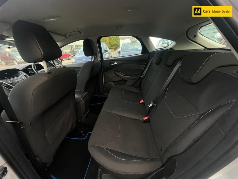 2015 Ford Focus 1.5 TDCi Zetec Hatchback 5dr Diesel Manual Euro 6 (s/s) (120 ps) Hatchback Diesel...