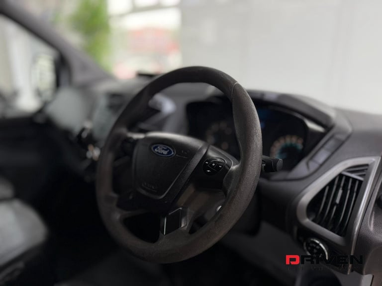 FORD TRANSIT CUSTOM 2.2 TDCI 290 ECO TECH TREND PANEL VAN +EURO 6 +FREE DELIVERY