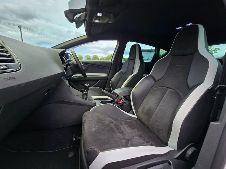 SEAT LEON 2.0 TSI Cupra 290 Black 2016