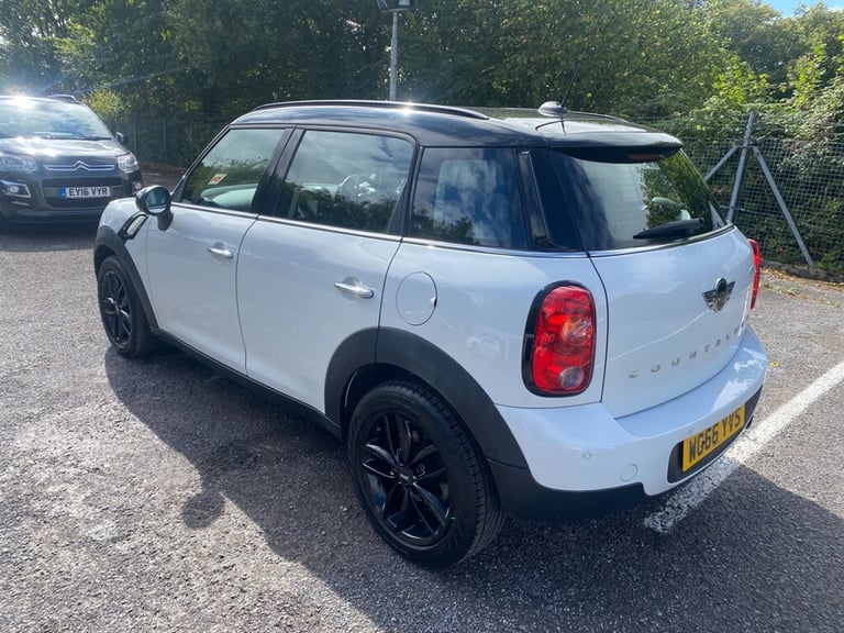 2016 MINI Countryman 1.6 Cooper D 5dr HATCHBACK DIESEL Manual