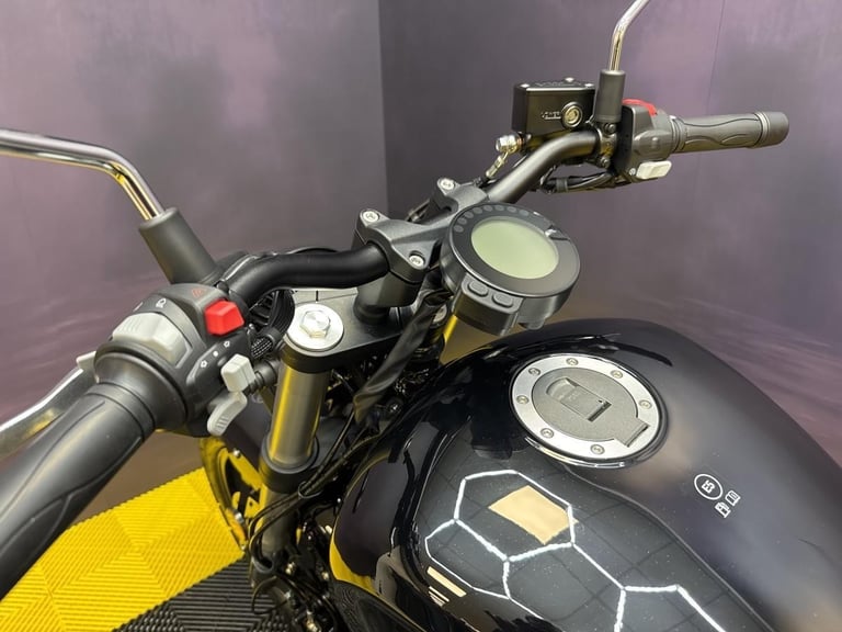 Keeway RK V125C 125cc V-Twin Learner Legal Custom Cruiser