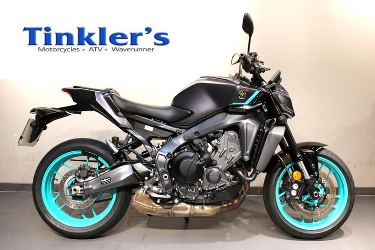image for 2025 25 Yamaha MT-09 Y-AMT(Yamaha Automated Manual Transmission) Midnight Cyan