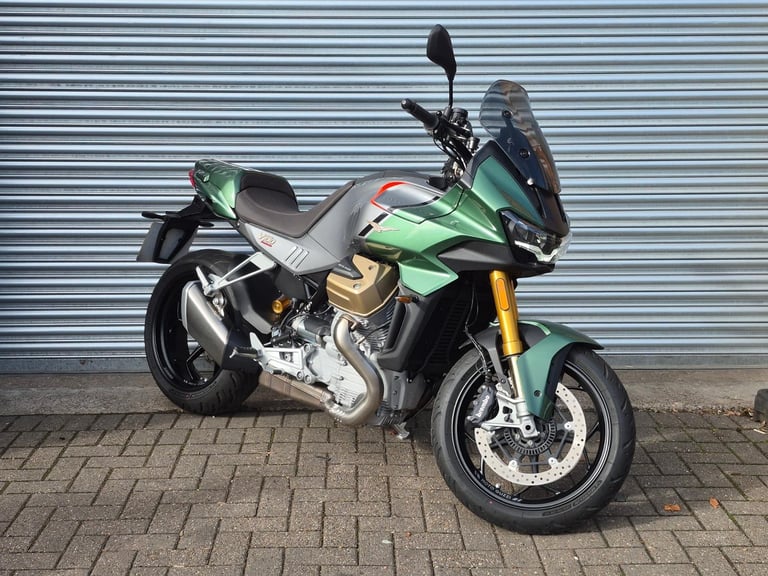 Moto Guzzi V100 Mandello S