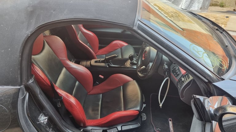 Bmw z4 2.0i breaking sapphire black 