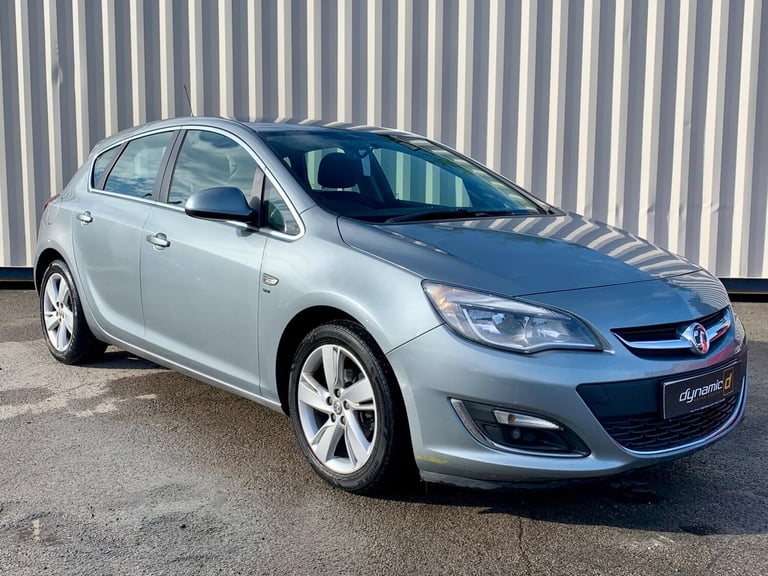 2016 Vauxhall Astra 1.6i SRi Euro 6 5dr HATCHBACK Petrol Manual