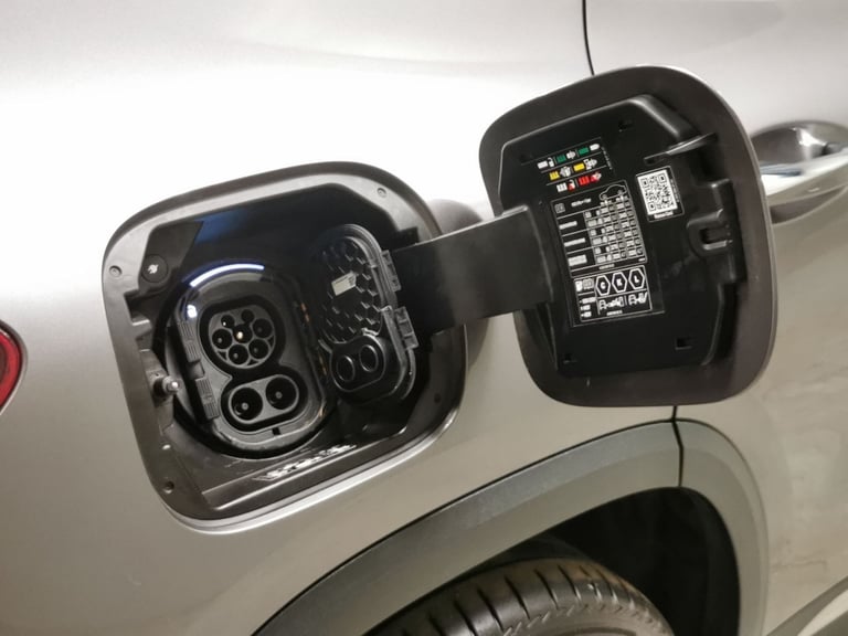 2023 Mercedes-Benz EQA EQA 250+ 70.5kWh AMG Line (Premium) SUV 5dr Electric Auto (190 ps) - HEATE...