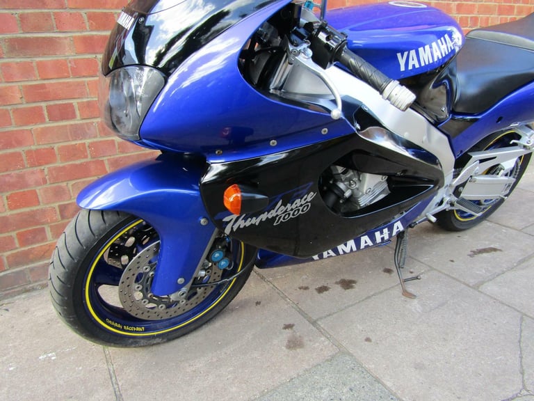 YAMAHA THUNDER ACE FZ 1000.... LOW MILEAGE ...CLASSIC RETRO...12000 MILES