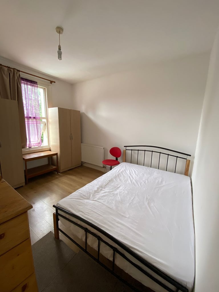 BEAUTIFUL ENSUITE DOUBLE ROOM TO RENT IN HOUNSLOW 