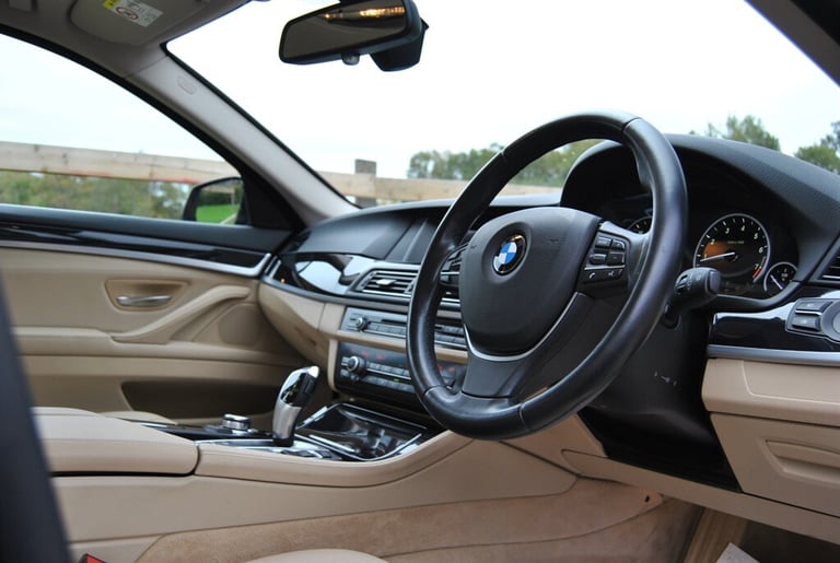 2014 BMW 5 Series 528i SE 4dr Step Auto SALOON PETROL Automatic