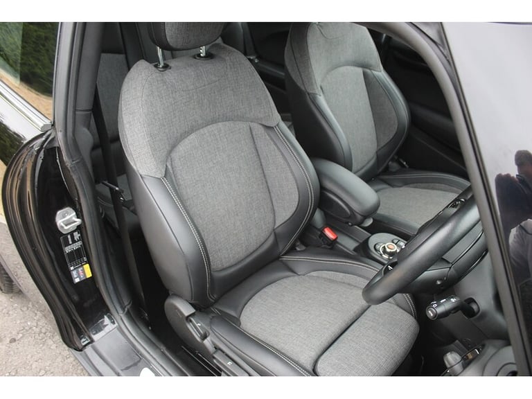 2020 MINI Electric Hatch Cooper SE Level 2 Hatchback Electric Automatic