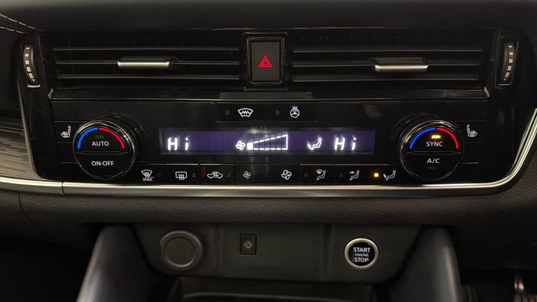 2023 Nissan Qashqai 1.3 DiG-T MH Tekna 5dr HATCHBACK PETROL Manual