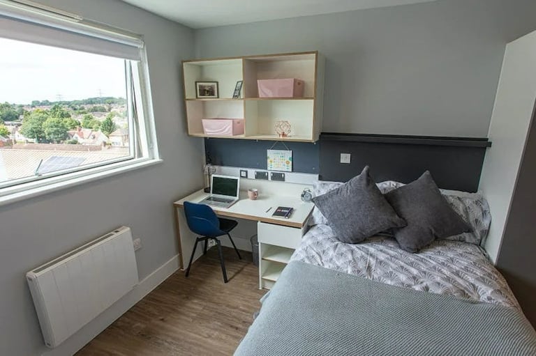 STUDENT ROOMS TO RENT IN OXFORD. PREMIUM STUDIO WITH PRIVATE ROOM