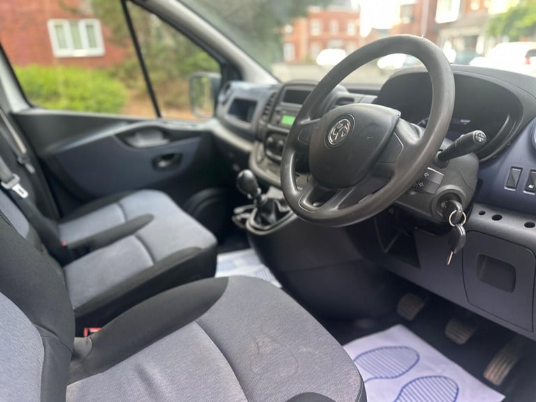 2015 Vauxhall Vivaro 1.6 CDTi 2700 L1 H1 Euro 5 5dr PANEL VAN Diesel Manual