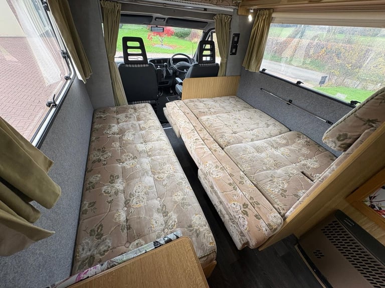 1998 Autohomes Wayfarer - 5 Berth - End Kitchen 