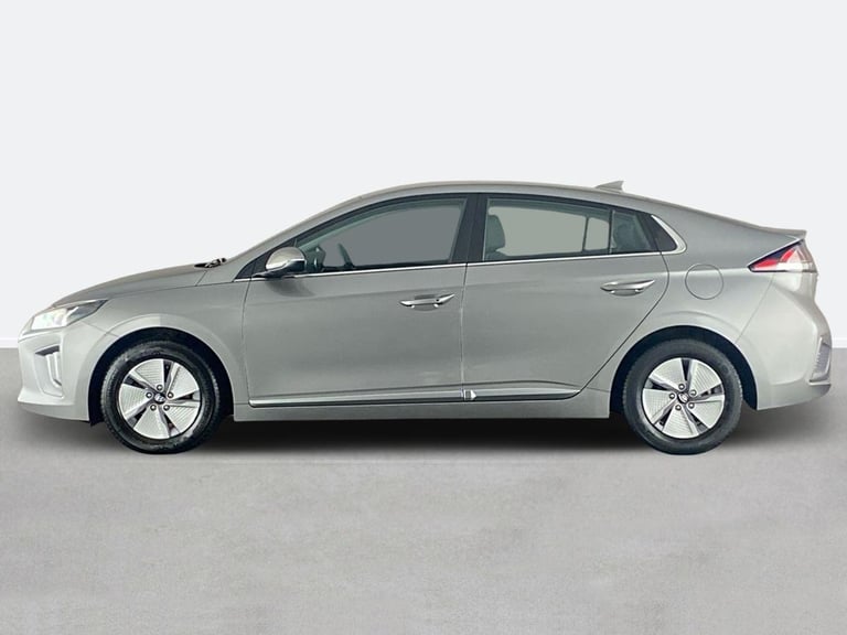 2022 Hyundai IONIQ 1.6 GDi Hybrid Premium 5dr DCT Hatchback PETROL/ELECTRIC Automatic