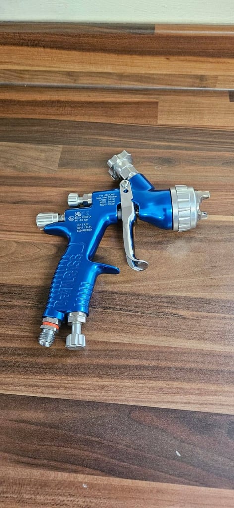 BRAN NEW BOXED DEVIBLISS PRO LITE 1.3 TE10 FOR BASE COAT PAINT AND WATERBOURN PAINT 