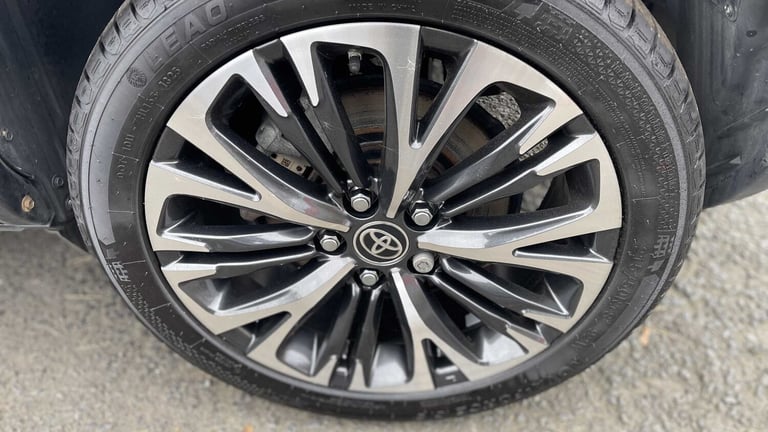 2022 Toyota Yaris Cross 1.5 Hybrid Excel 5dr CVT Estate Hybrid Ele Automatic