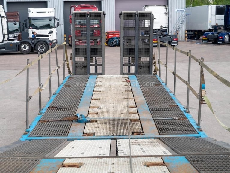 ANDOVER LOW LOADER 3 AXLE FIXED 45,000KG GVW