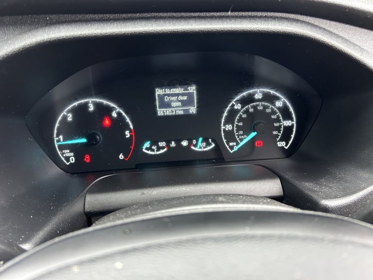 FORD TRANSIT CUSTOM 2.0 130ps 340 EcoBlue +Â